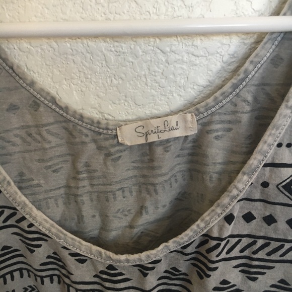 Patterned Shirt - Picture 2 of 3